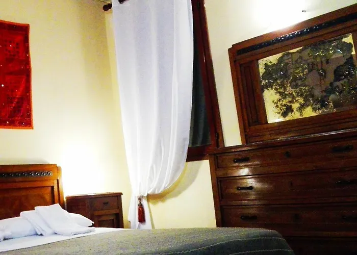 Bed & Breakfast 1964 3*